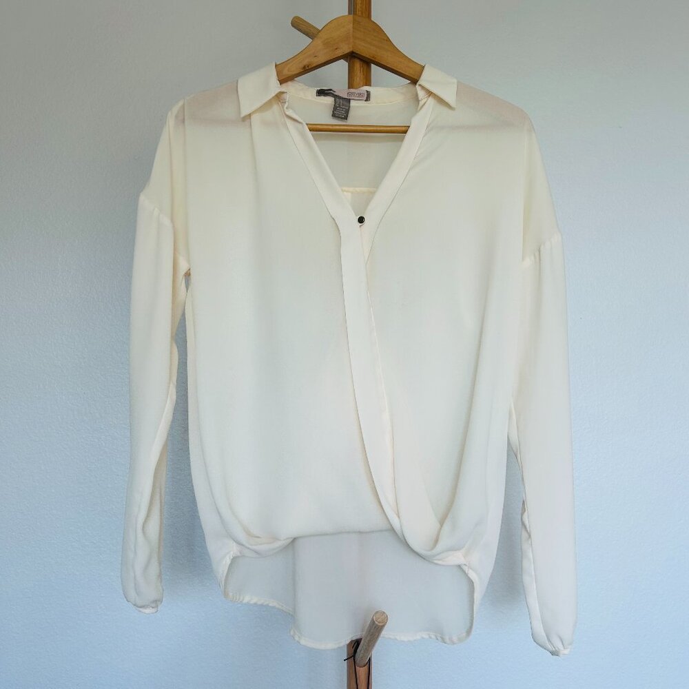 Forever 21 Chiffon Long Sleeve Blouse